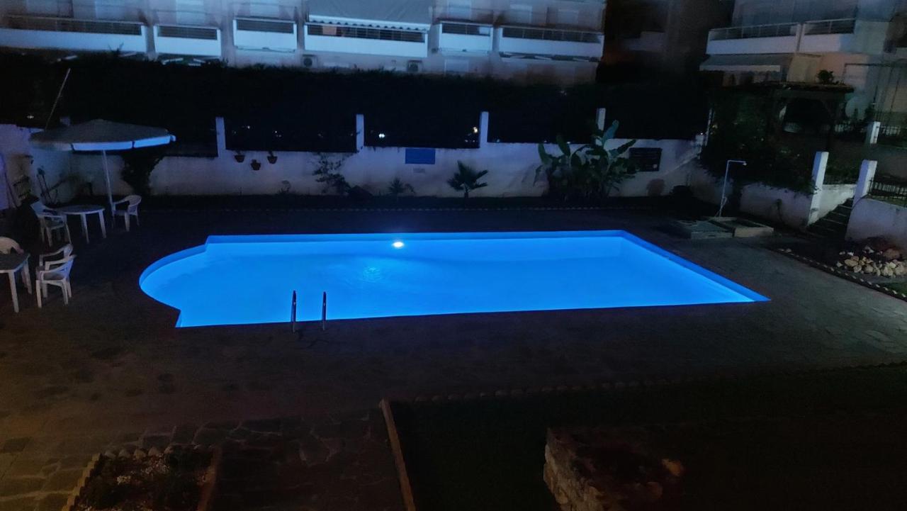 Blue Deluxe Apartment Kallithea  Eksteriør billede